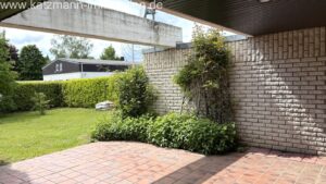 Terrasse, teilweise überdacht